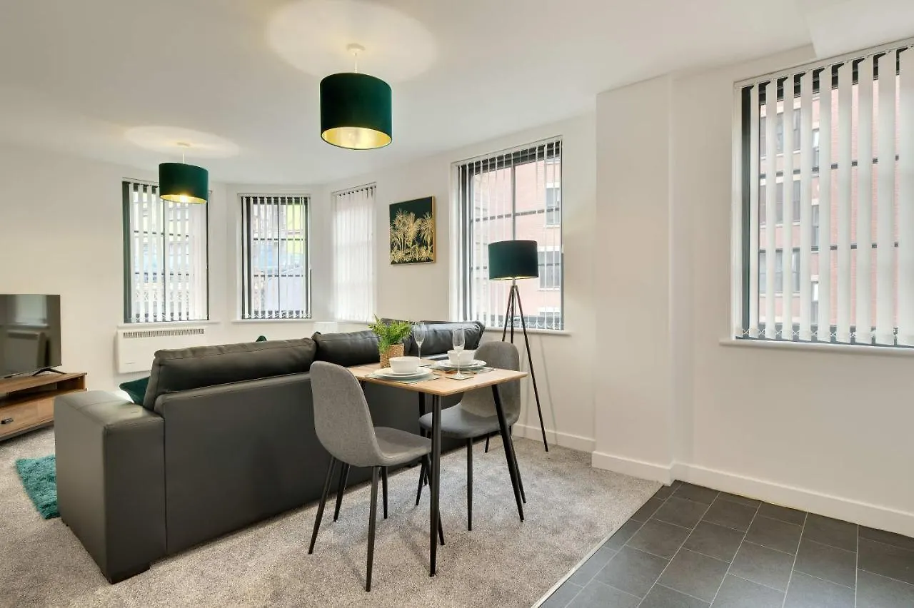 Charltons Bonds Apartments 1B By Week2Week Newcastle upon Tyne